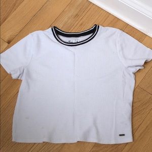 white hollister tee
